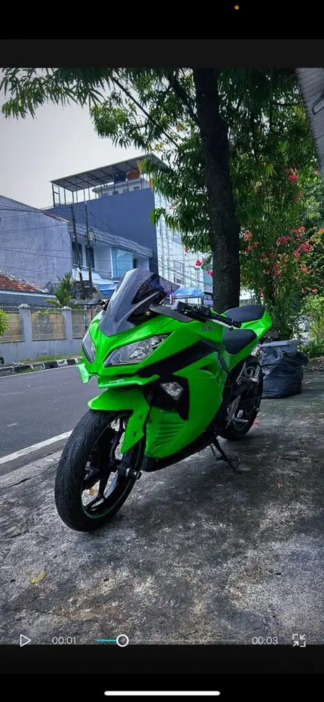Ninja 250 FI , Kondisi Mulus dan Low KM