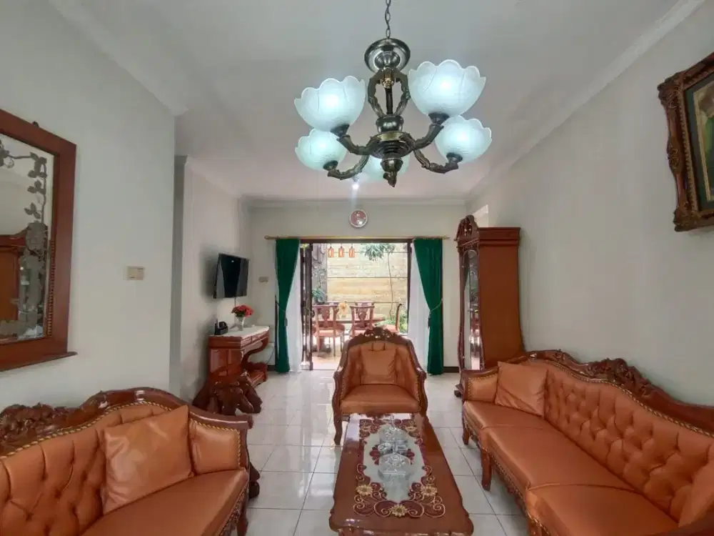 Dijual/Disewakan Rumah di Kota Baru Parahyangan Full Furnished