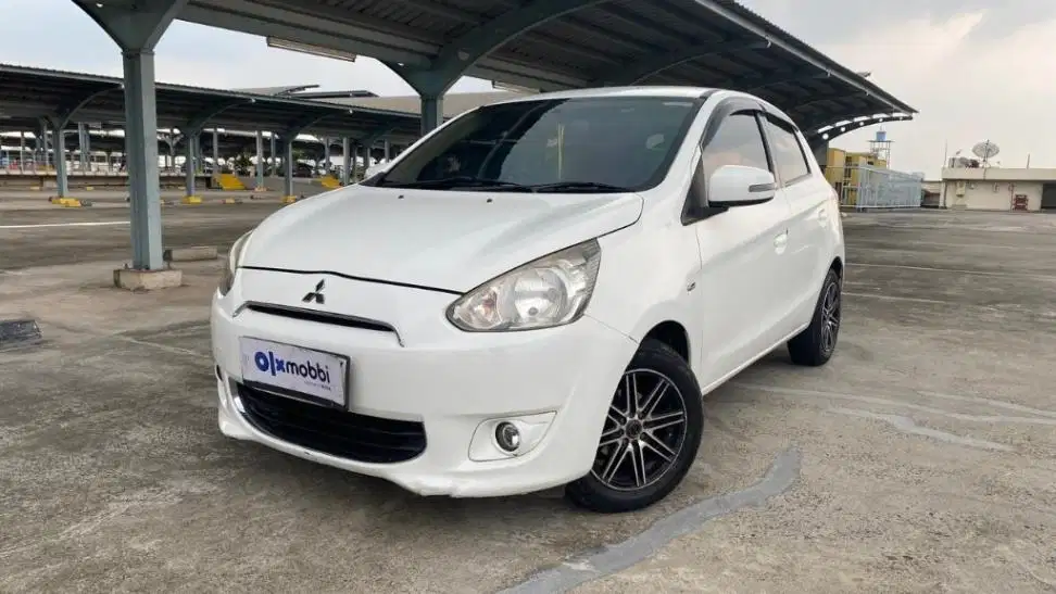 DP Rendah  5JT - Mitsubishi Mirage 1.2 Exceed Bensin-AT 2015 Putih