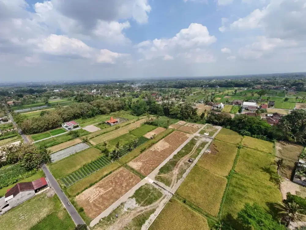 Jl Kaliurang km 14, Peruntukan Villa, Suasana Asri