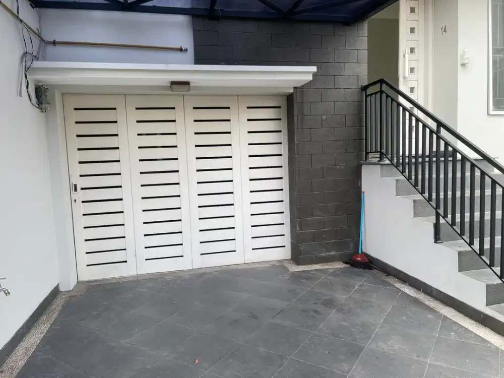 Rumah Bagus Akses Jalan 3 Mobil di Tebet Jakarta Selatan