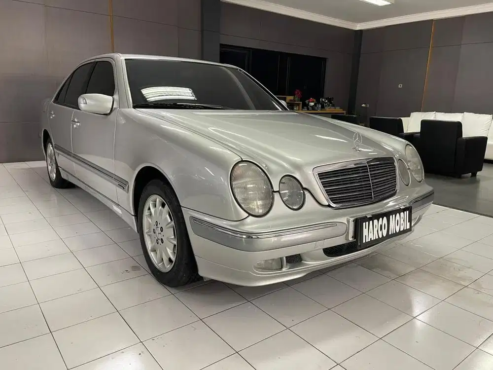 Mercedes Benz E260 Elegance 2001