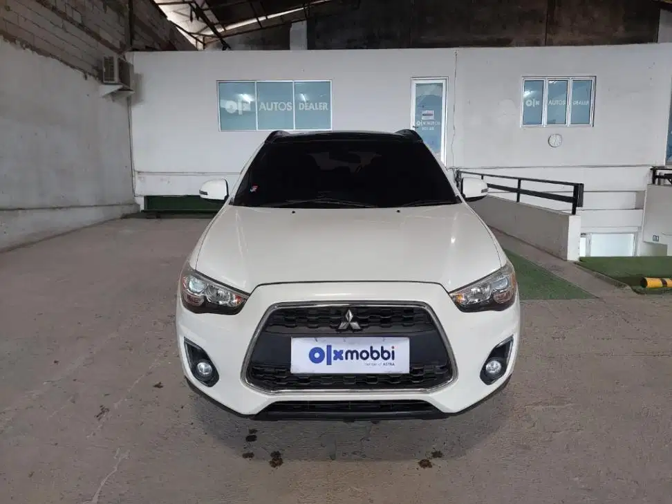 TDP 6,JT Mitsubishi Outlander Sport 2.0 PX Bensin-AT Putih 2013