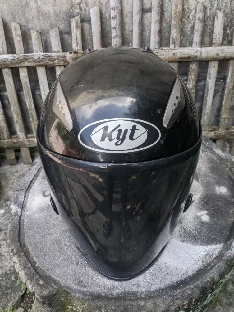 Helm KYT Galaxy Flat R