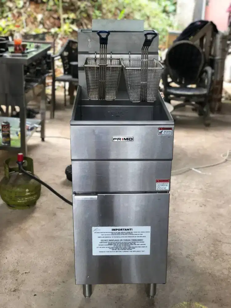Deepfrayer Gas PRIMO
kapasitas23L,Mulus,Normal
thermostat On/Berfungsi