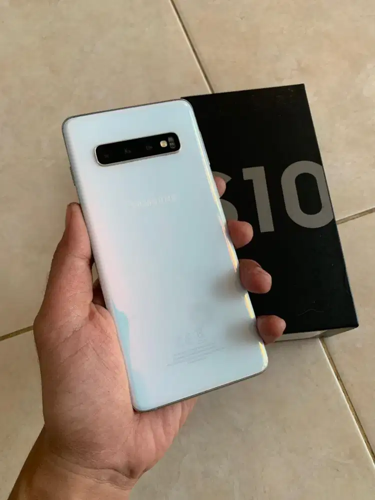 Samsung s10 8/128gb sein