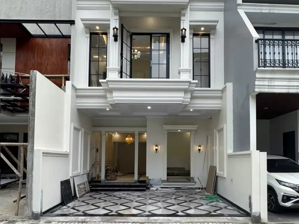 RUMAH BARU MODERN 3 LANTAI CLUSTER BESAR STRATEGIS DI JAGAKARSA JAKARTA SELATAN DEKAT RAGUNAN
