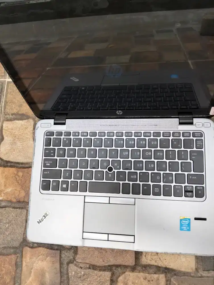 Laptop HP elitebook 820