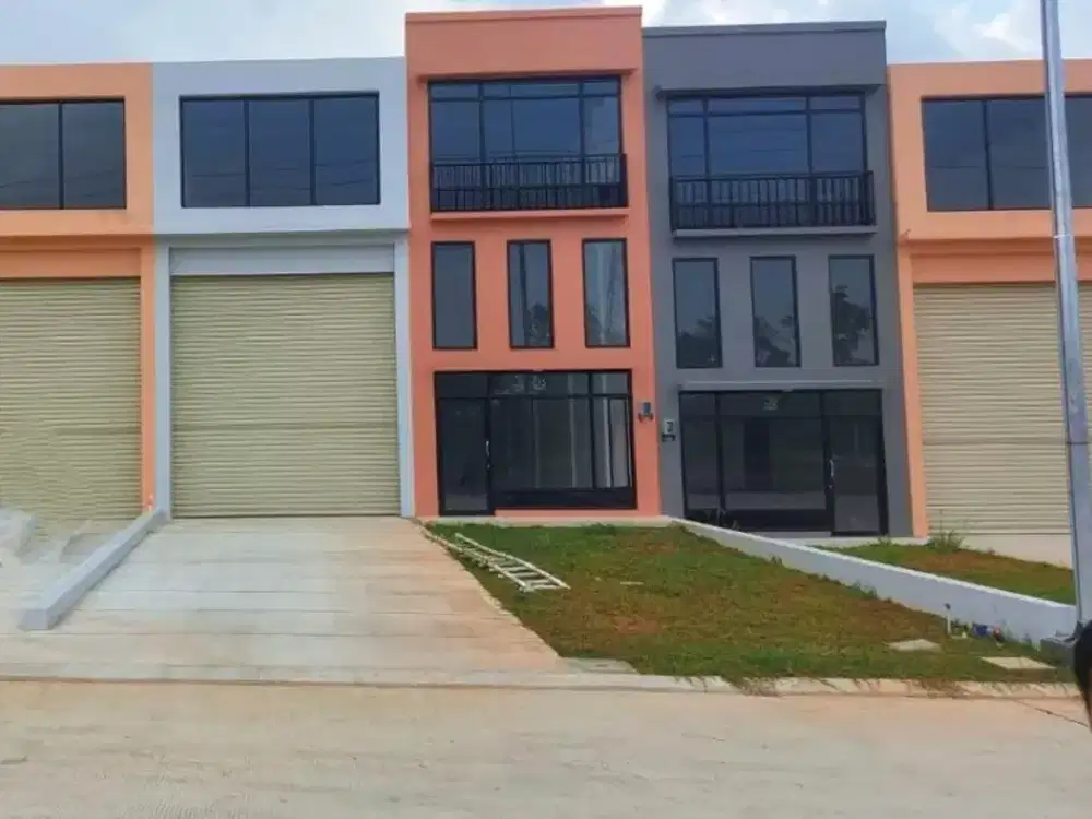 Gudang siap pakai strategis dikawasan KIIC Lippo Karawang ready unit