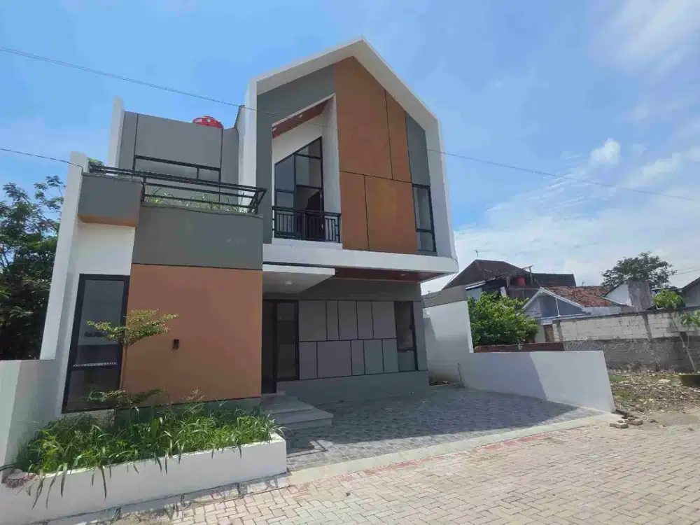 rumah 2lantai cluster di kartasura  strategis