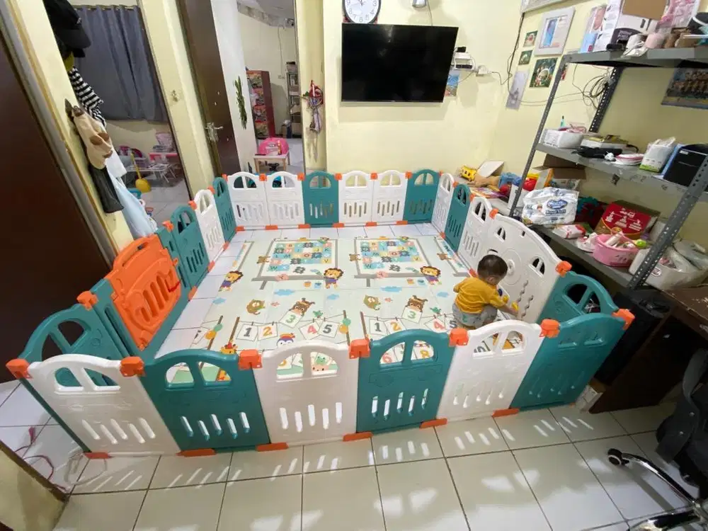 Pagar bayi / pagar keamanan anak / play safety fence foldable