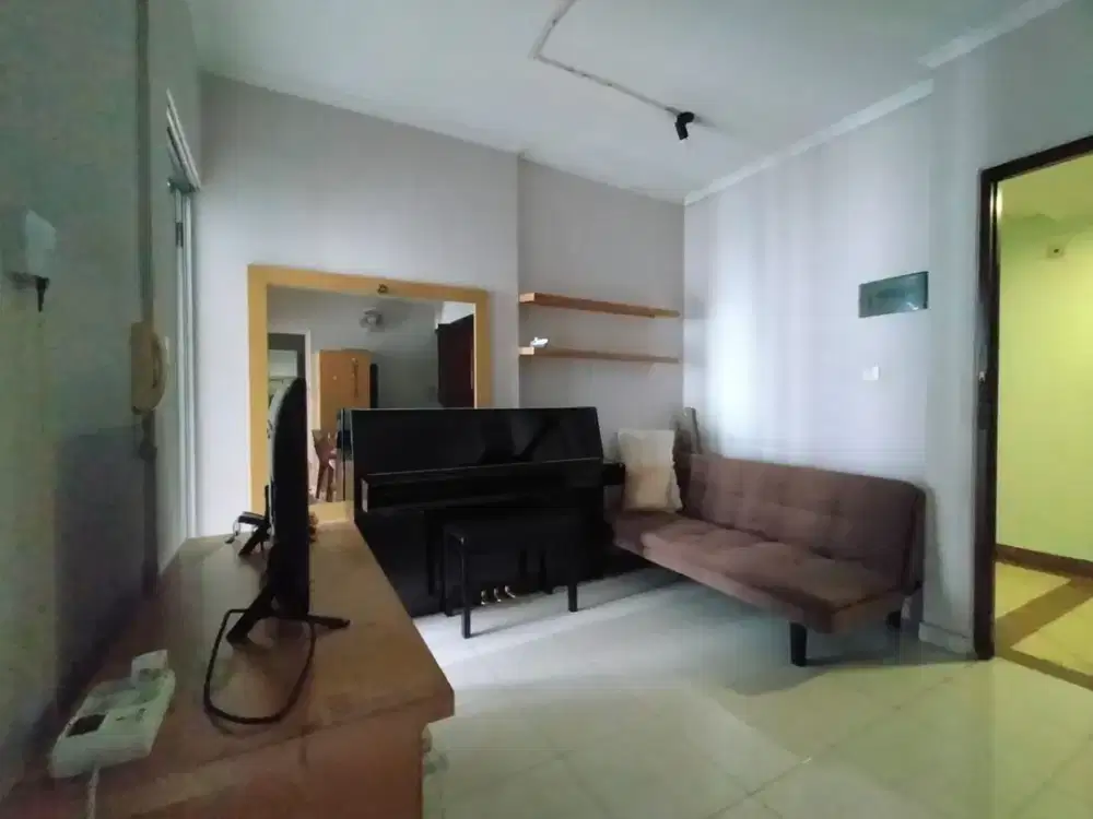 Disewakan Tipe 2 Kamar Full Furnish di Apartemen Mediterania Garden 1