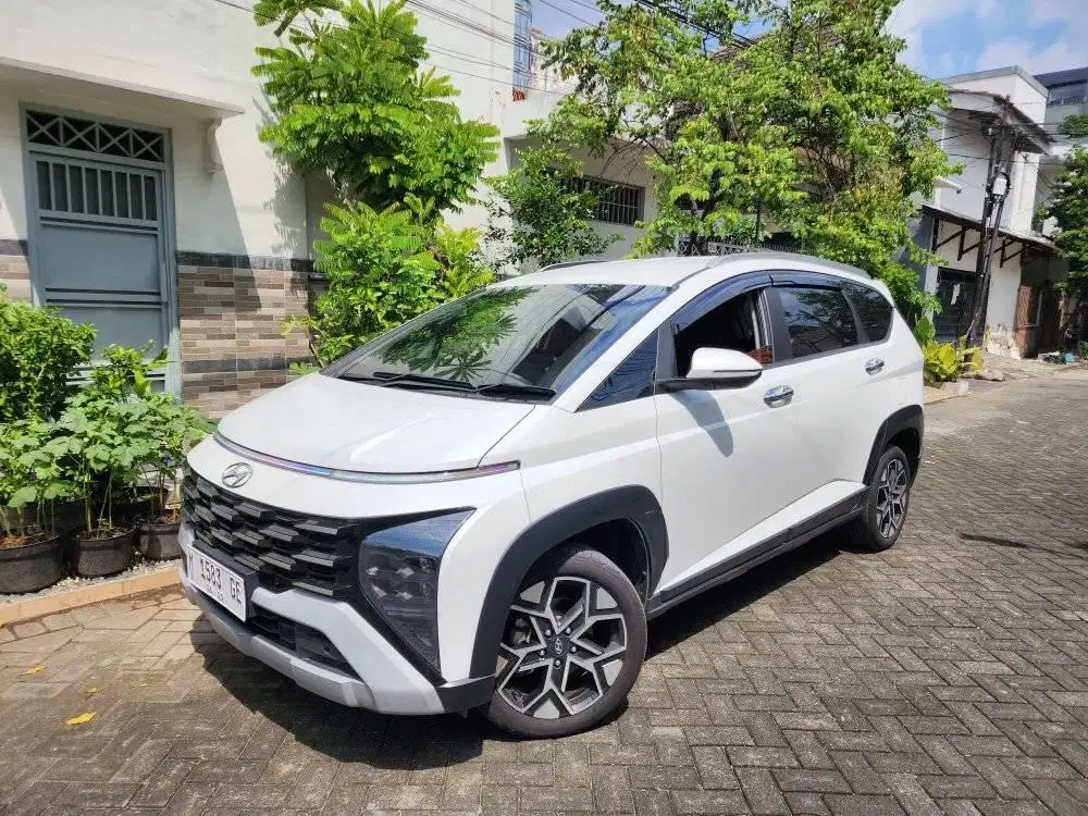 Hyundai Stargezer Prime 2024 Matic Putih Muluus
