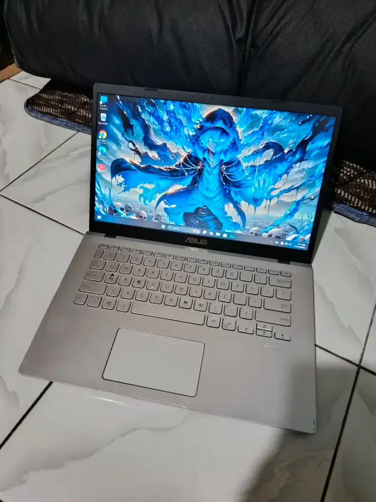 Laptop asus A409m ram 4/512