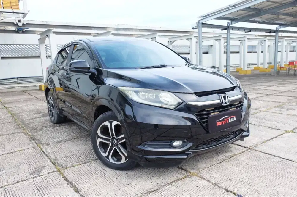 Honda HRV 1.8 Prestige 2017 Panoramic Sunroof