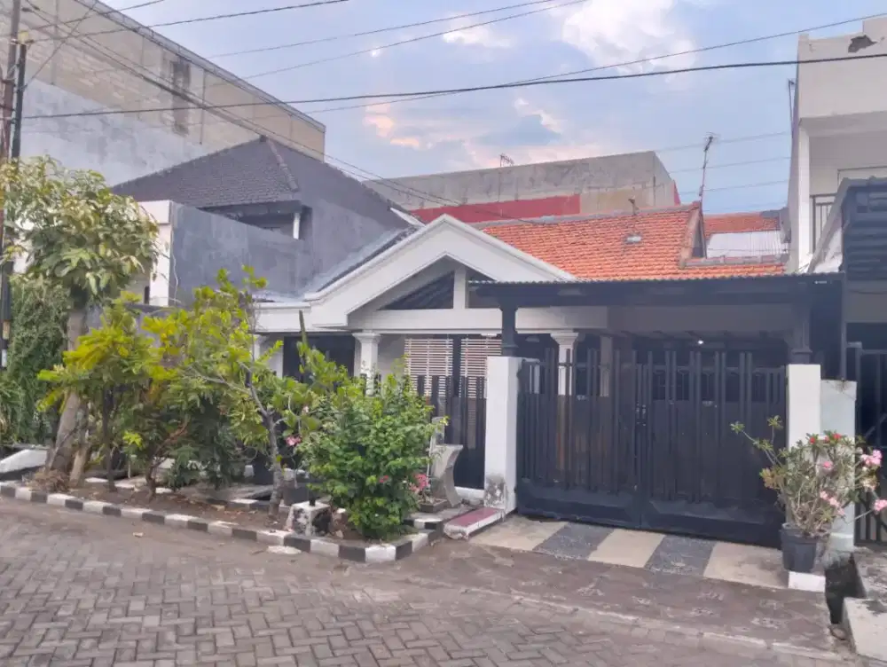 Jual rumah dengan isinya
