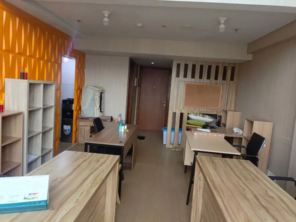 Disewakan Full Furnished, Perkantoran, 2 Lantai, Siap Huni di Soho Pancoran