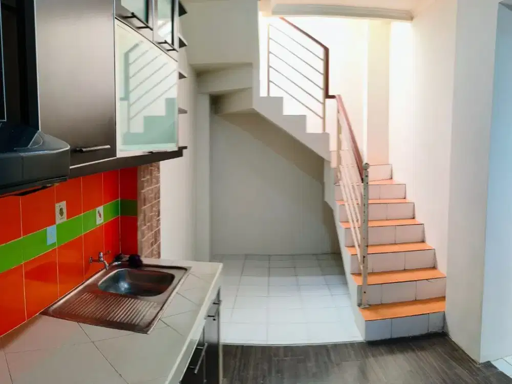 Dijual Murah Rumah Luas 90 M2 di Taman Ubud Indah Lippo Karawaci