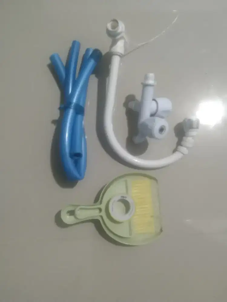 Kran Air Bebek untuk Wastafel