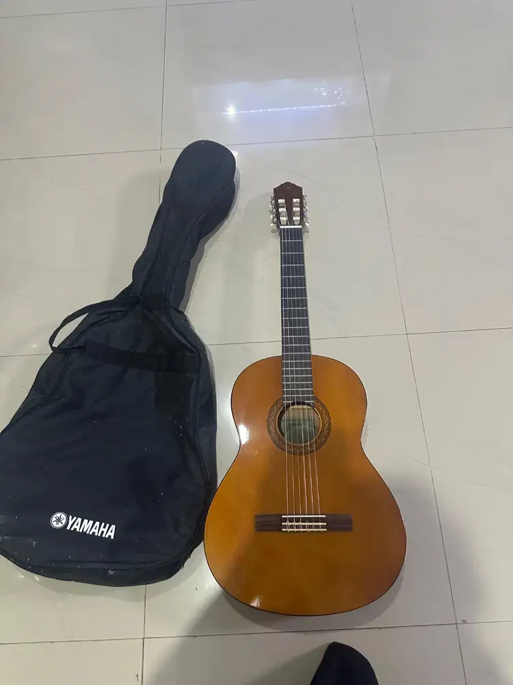 Gitar yamaha C40 (gapernah dipakai)