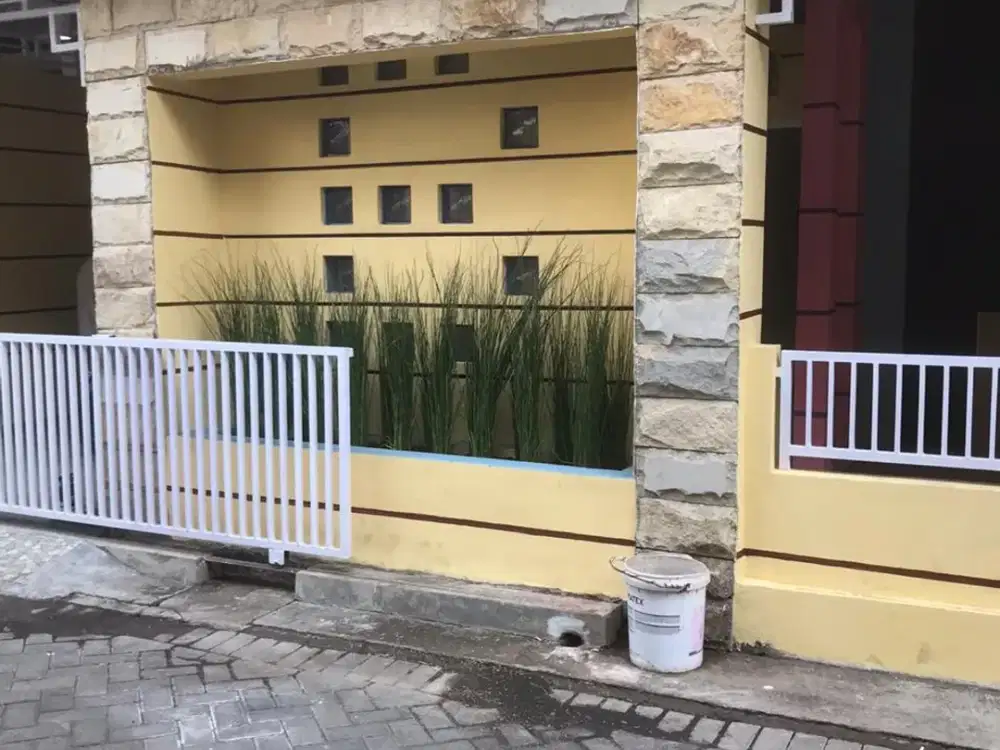 Rumah dijual 10Kamar 1M-saja polowijen kawasan SUHAT UB ITN2 rooftop