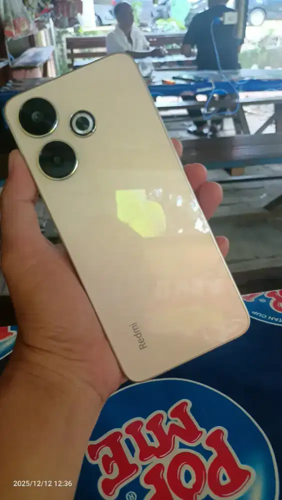 Redmi 13 8/256 Gold resmi mulus