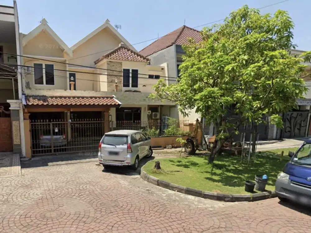 Rumah 2 Lantai Bagus Semi Furnished di Nirwana Eksekutif
