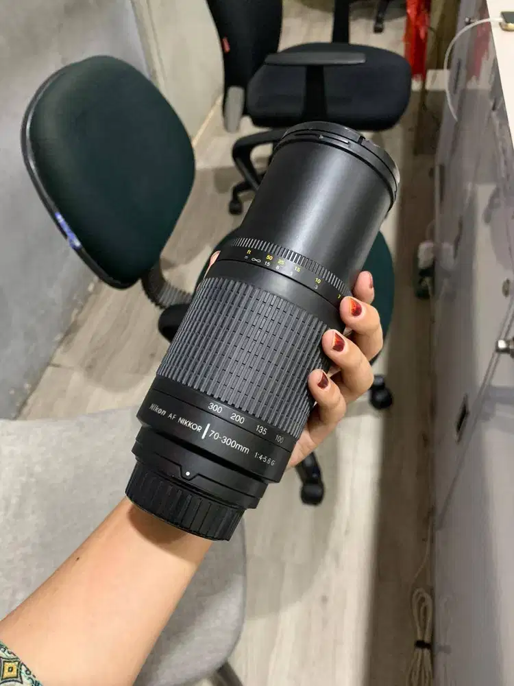 LENSA NIKON AF 70-300 MM F 4-5.6