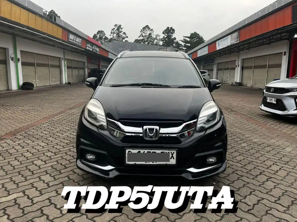 HONDA MOBILIO RS CVT 2014 BLACK EDITION !!