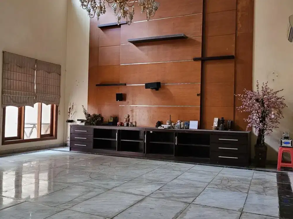 Dijual Rumah Besar Asri Di Sunter Danau Agung Jakarta Utara