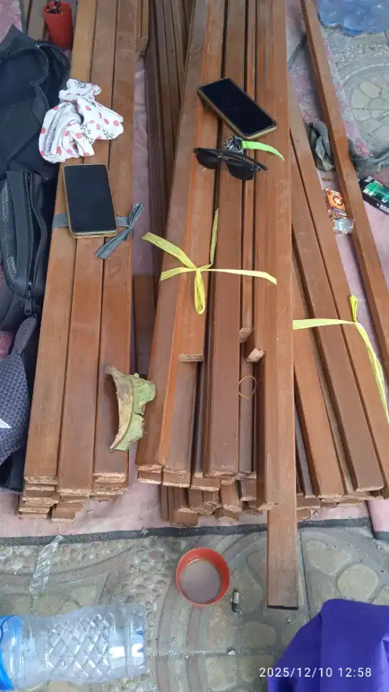 Kayu untuk pagar minimalis