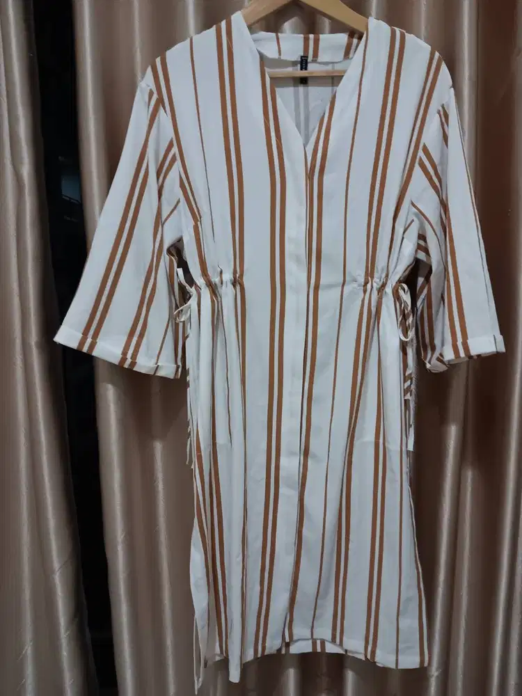 Dress Putih Coklat