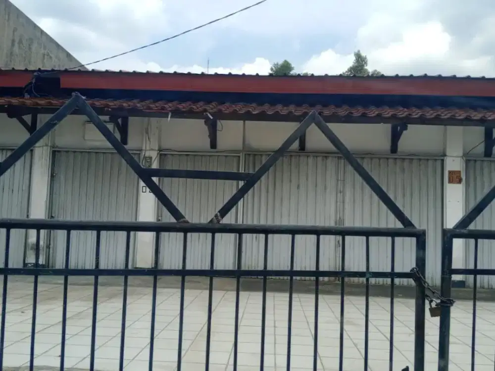 Disewakan Ruko eks Showroom Mobil di Klender Jakarta Timur