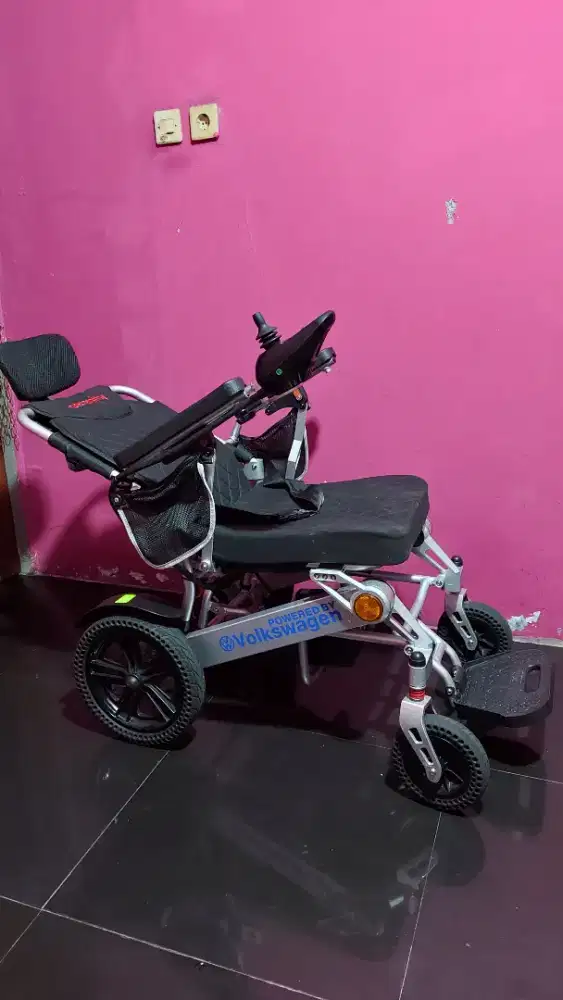 KURSI RODA ELEKTRIK LISTRIK