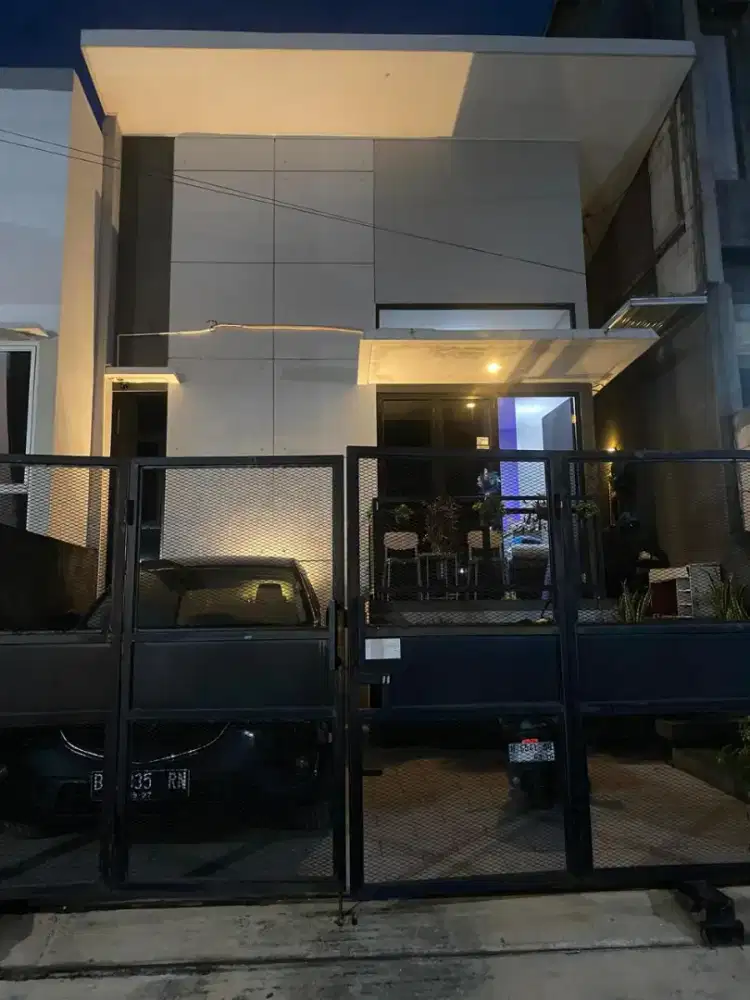 Rumah eksklusif siap huni