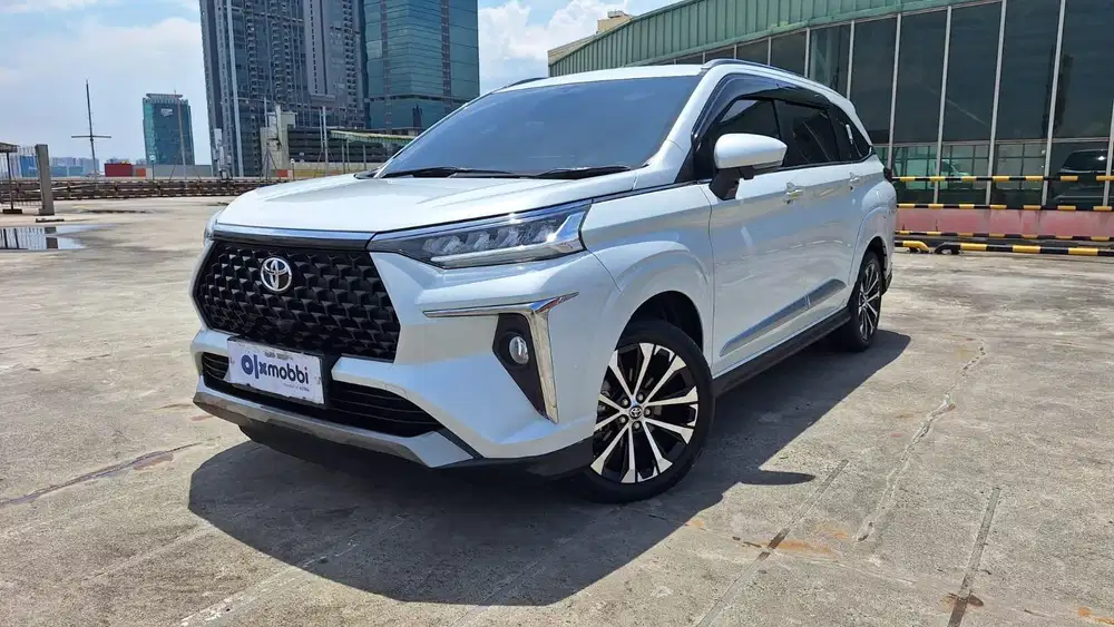 Pajak Panjang - Toyota Avanza 1.5 Veloz Bensin-AT 2023