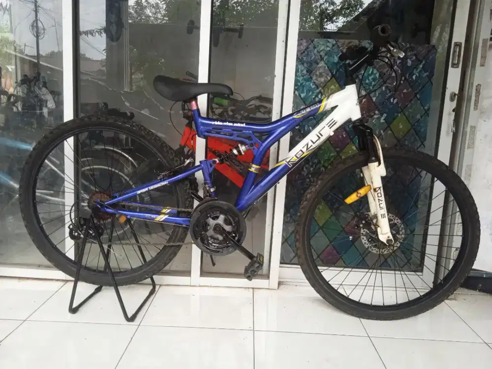 Sepeda gunung MTB kozure japan