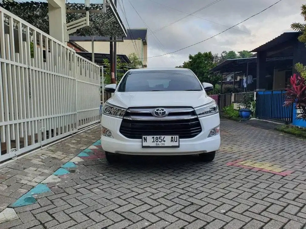 Innova V Diesel AT 2020 km 30rb an