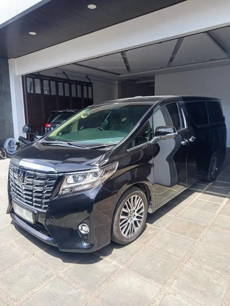 Di jual toyota Alphard KM msh 44000an, mulus di jamin oke