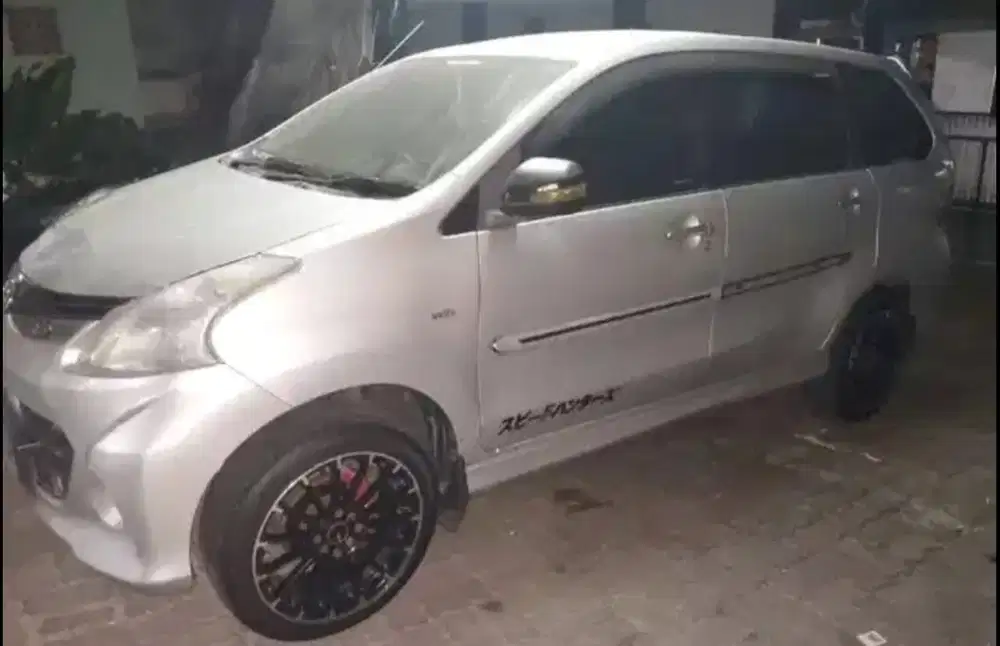 Toyota Avanza 2013 Bensin