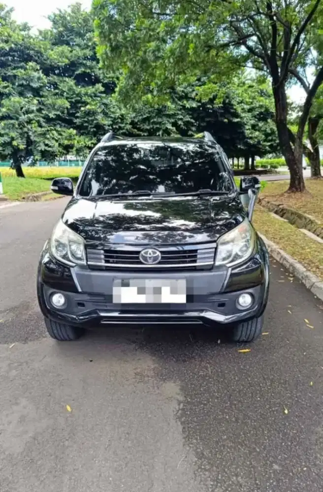 TOYOTA RUSH 1.5 G MT 2016