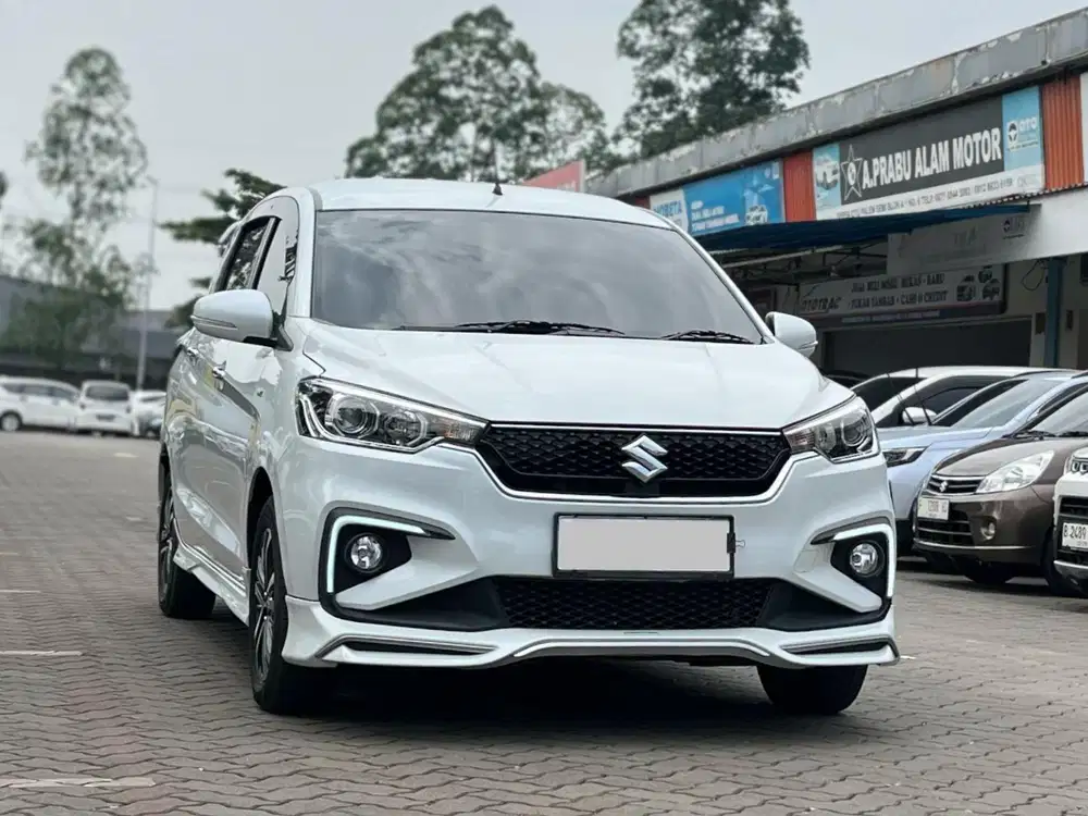 SUZUKI ERTIGA SPORT HYBRID AT 2023