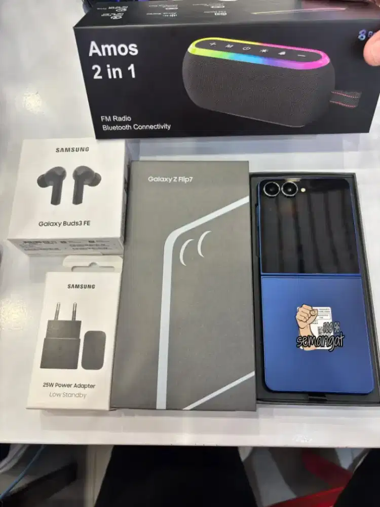 Cicilan 0% Samsung Z Flip 7 - Samsung Store Queen