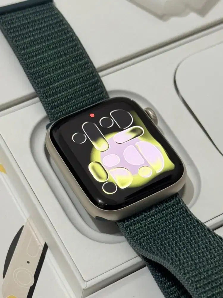 iBox Apple Watch SE Gen 2 44mm Starlight SA/A Garansi On Januari 2026