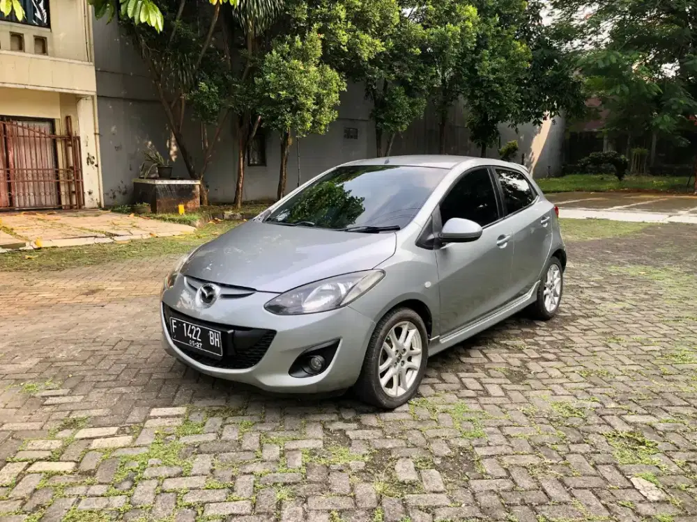 TERMURAH MAZDA 2 SPORT 1.5 CBU AT 2012