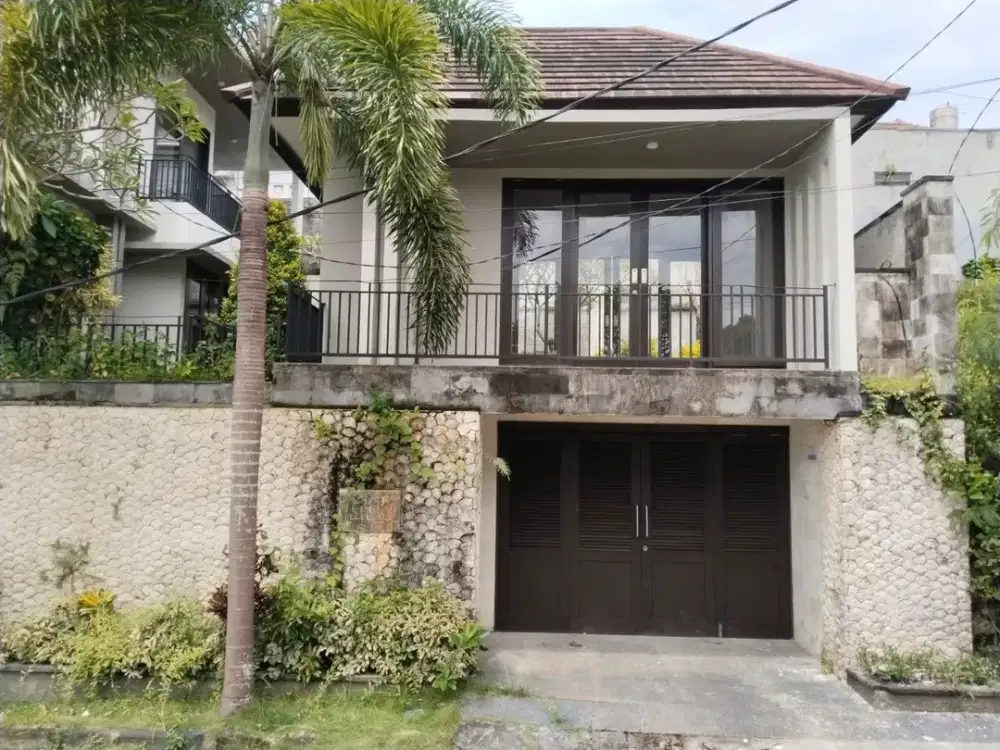 Villa 2 Lantai Area Jimbaran