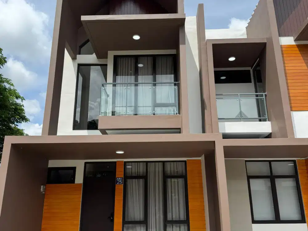 Dijual Rumah 2 Lantai Konsep Modern, Royal Spring Cluster Palm Spring
