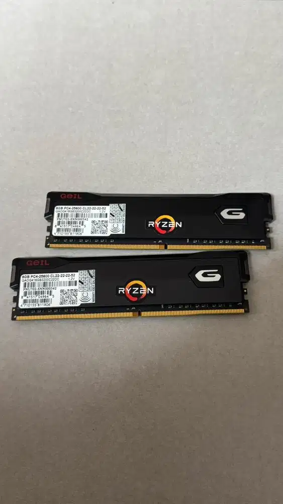 RAM DDR4 16GB (2x8GB) PC25600 C22