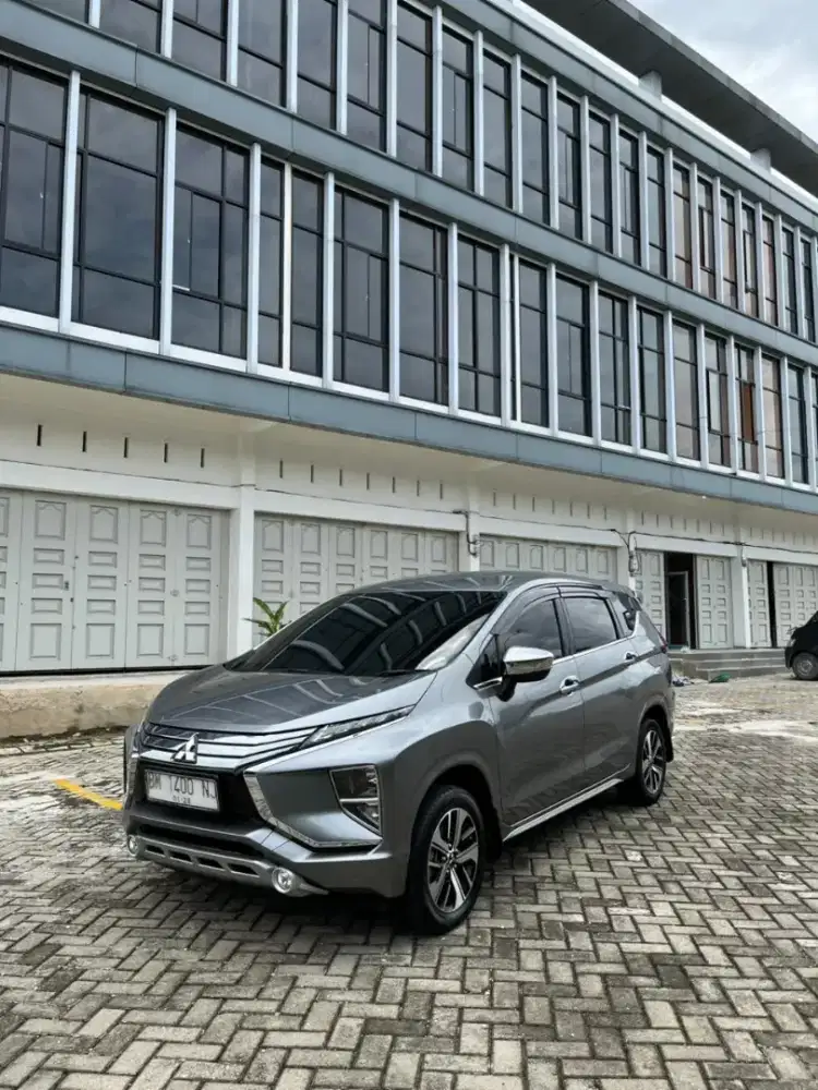 DI JUAL MOBIL XPANDER ULTIMATE THN  2017 MATIC