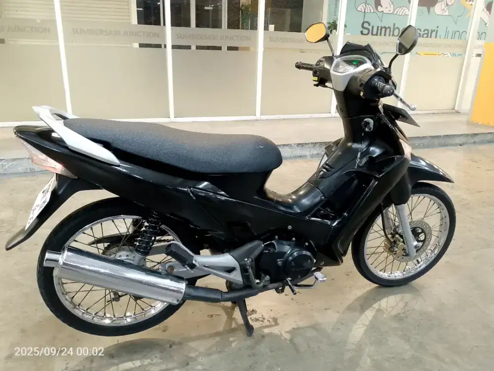Di jual motor Supra x 125 tahun 2010